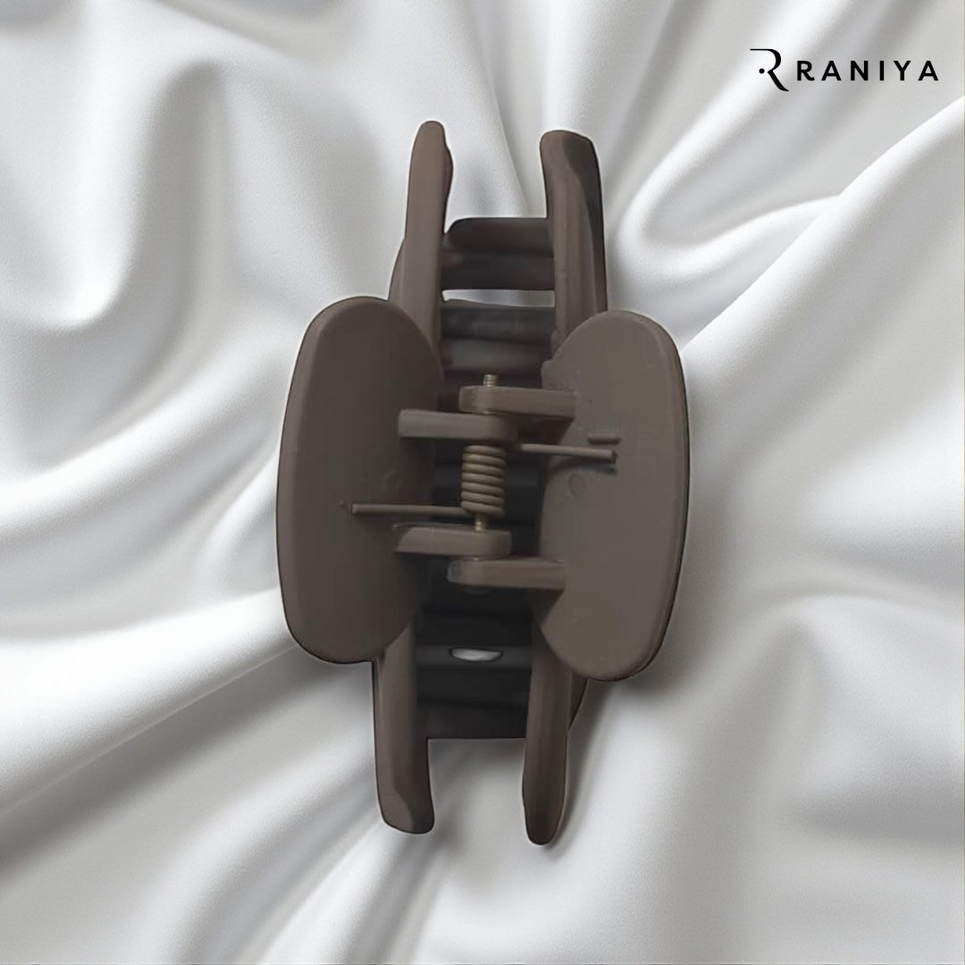 Raniya Retro Bow shaped Matte Brown Hair Clip