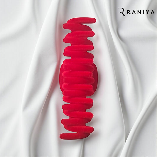 Raniya Red claw hair clip