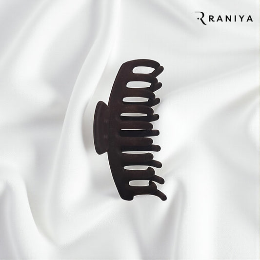Raniya Brown claw hair clip