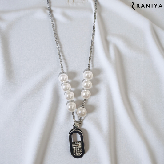 Raniya Sliver Pearl Pendent Sterling Chain