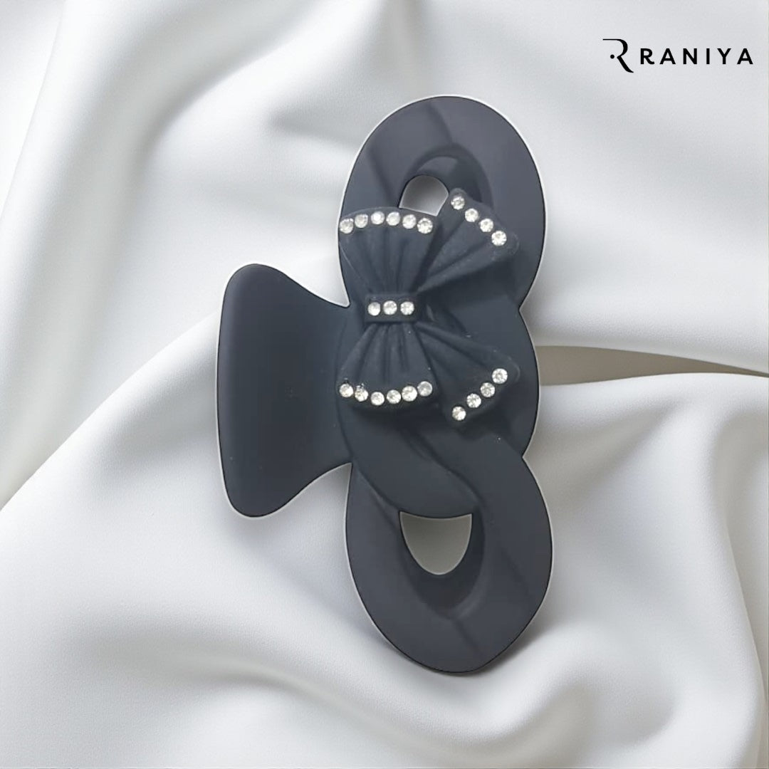 Raniya Retro Bow shaped Matte Black Hair Clip