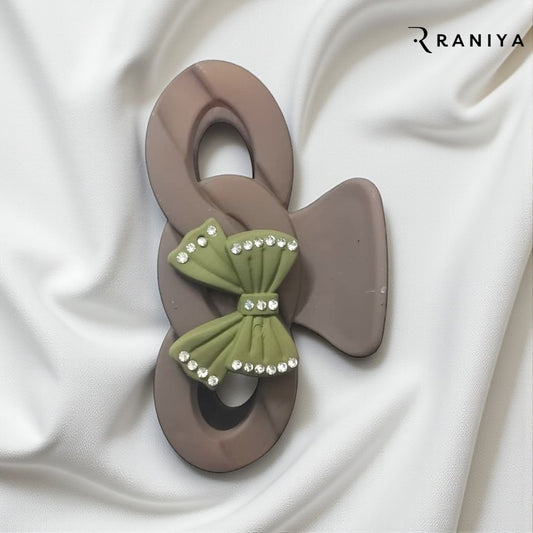 Raniya Retro Bow shaped Matte Brown Hair Clip