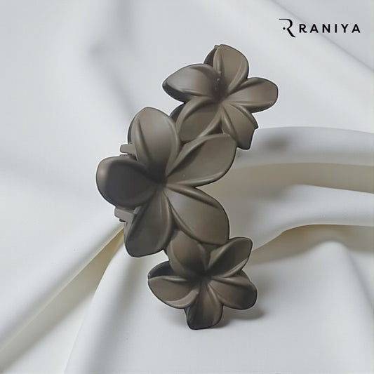 Raniya Triple Flower Neutral Gray Hair Clip