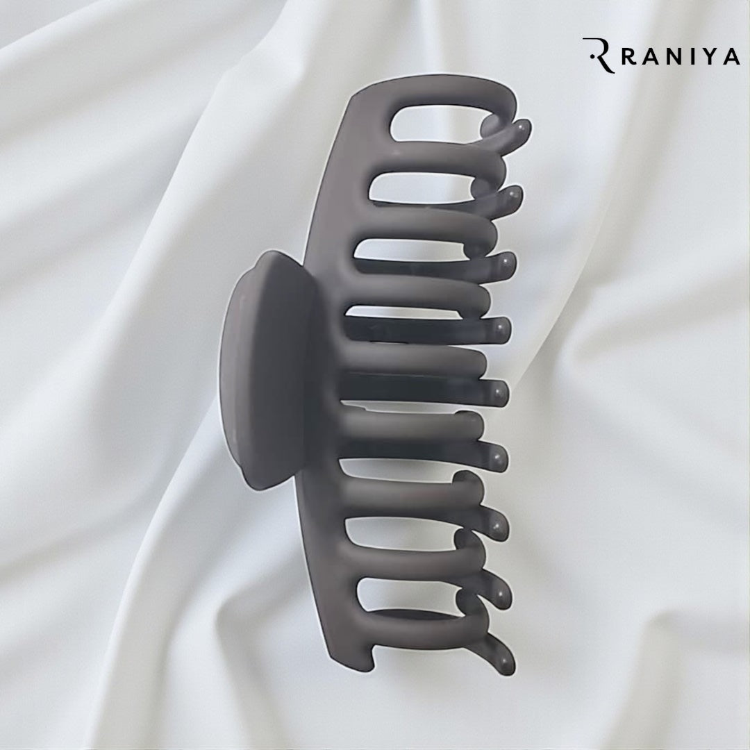 Raniya Neutral Gray Claw Hair Clip